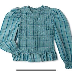 ⭐️ NWT long sleeve smocked top